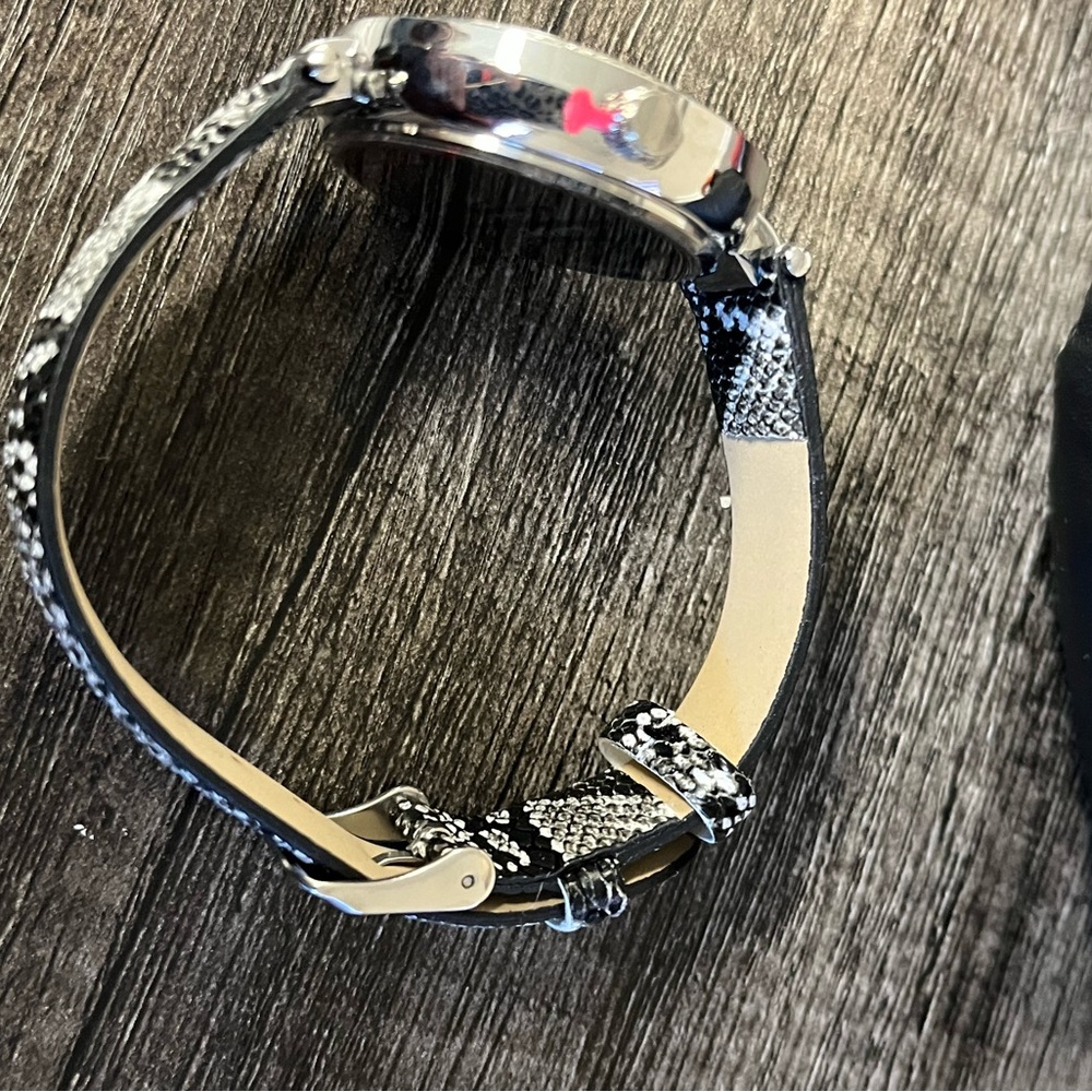 Kendall & Kylie Snake print band watch - Picture 3 of 5
